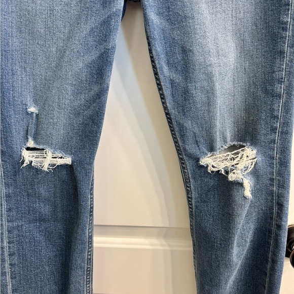 GAP Blue Distressed Ankle Jeans - Picture 4 of 5